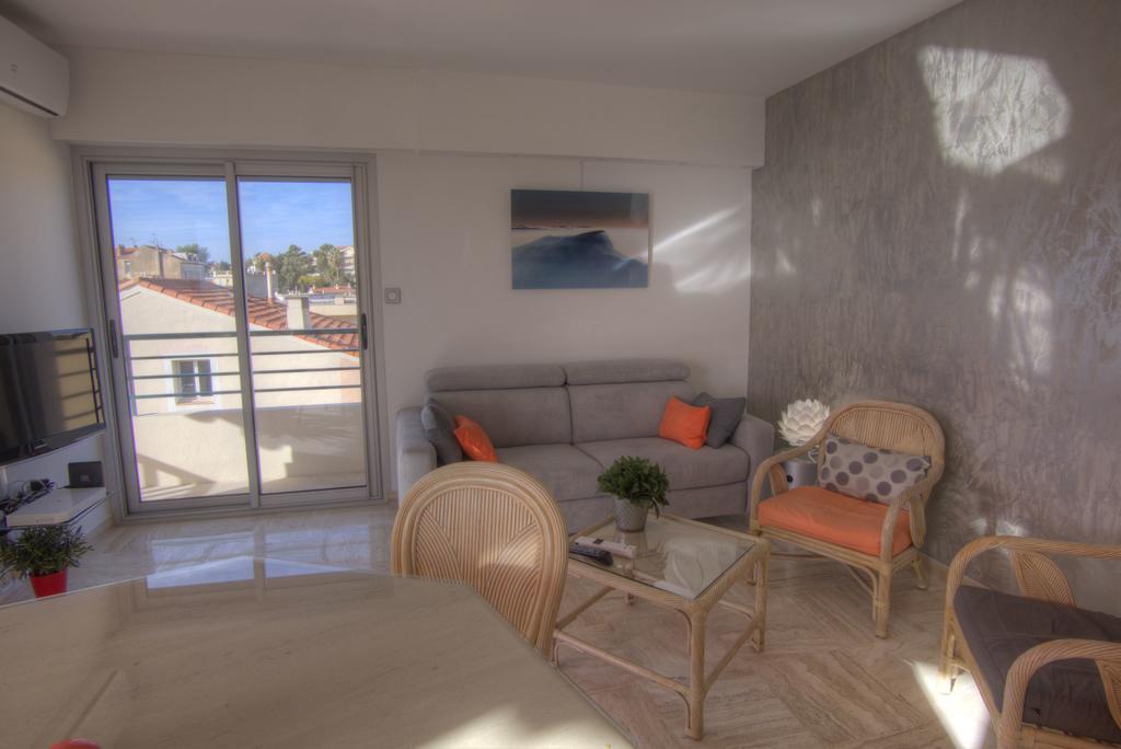 Beau 2 pièces 3 étoiles Vue Mer et Montagnes Garage Privé Cannes Esterno foto